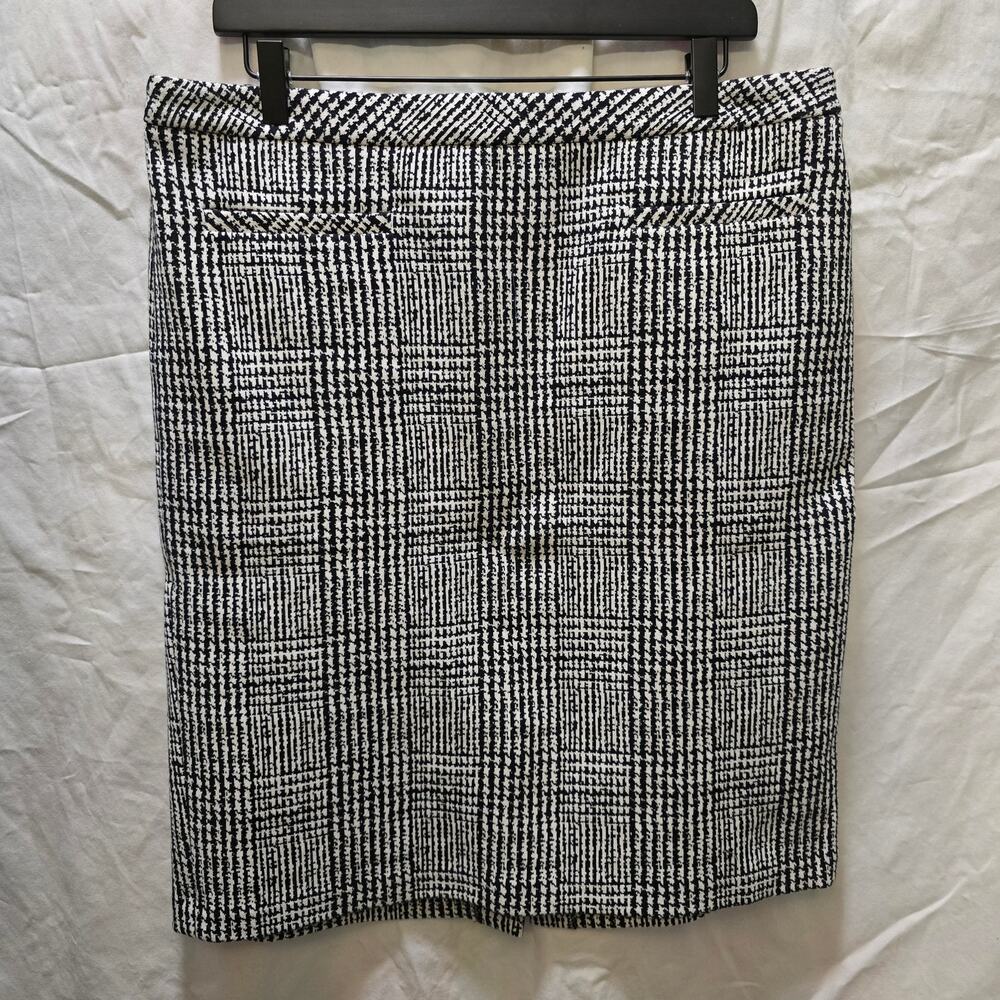 Talbots Textured Ponte Knit Houndstooth Pencil Skirt 12 black white high waist
